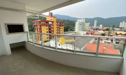 Apartamento com 1 suíte + 1 dormitório na Ressacada