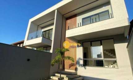Lindo Sobrado no Dom Bosco com 1 suíte + 2  dormitórios