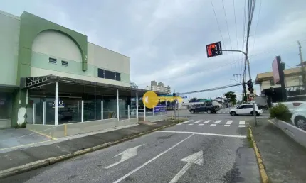 Sala para alugar, 142 m² por r$ 10.000,00 + taxas - são joão - itajaí/sc
