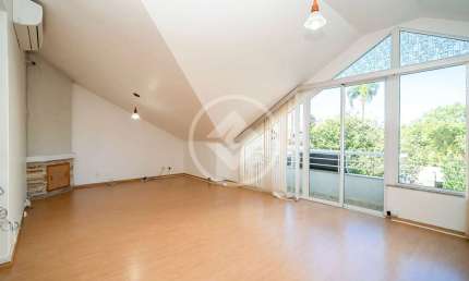 Sobrado Triplex à Venda no São Francisco – Curitiba codigo: 96881