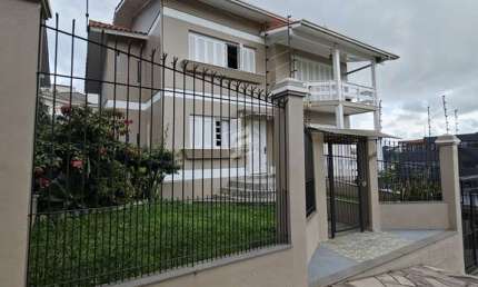 Casa com 3 quartos à venda na Vila Verde, Caxias do Sul , 277 m2 por R$ 1.490.000