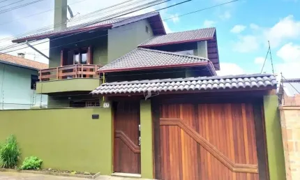 Casa com 3 quartos à venda na rua paulino frizzo, 37, desvio rizzo, caxias do sul, 249 m2 por r$ 1.270.000