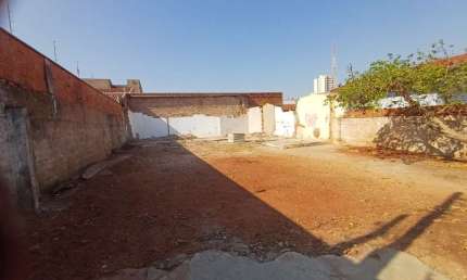 Terreno no Bairro VILA CORALINA na cidade de  BAURU;