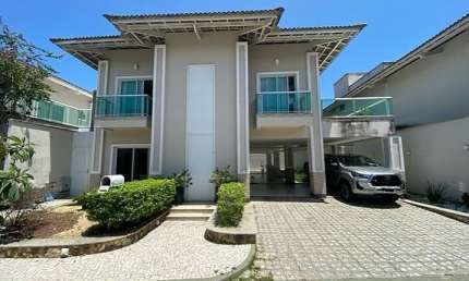 Casa 325m²,Em Condomínio, 4 Suítes 100% Projetada, 5 Vagas , Deck, Piscina e Churrasqueira, Á 500 Metros da Praia