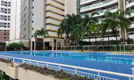 Cobertura 518m², vista mar, 4 suites andar alto, + gabinete,  moveis projetados, 5 vagas,  próximo da beira mar