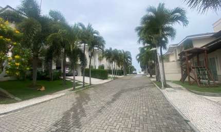 CA 1729 Casa 410m², Em Condomínio,  5 Suites Toda Projetada  e Climatizada, + Gabinete, Piscina e Sauna Com um Solarium , Privativo, 5 Vagas , Dunas