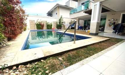 CA 1700 Casa 350m², Em Condomínio, 3 Suites, + Estar Intimo , Gabinete,  4 Vagas, Piscina, Deck e Churrasqueira , Dunas