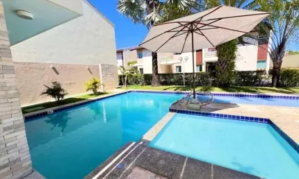 Ca1609 casa 126m², em condomínio, 3 suites, armários, lavabo, cozinha planejada, 2 vagas, quintal deck e churrasqueira