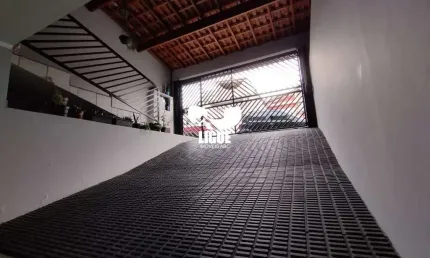 Casa com 3 quartos à venda na Rua Germânia, 349, Parque Novo Oratório, Santo André por R$ 730.000