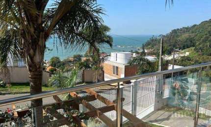 Casa com 3 dormitórios à venda, 250 m² por R$ 3.600.000,00 - Centro - Penha/SC