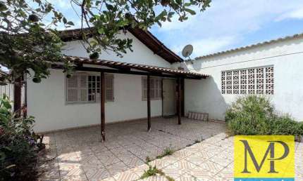 Casa com 4 dormitórios à venda, 220 m² por R$ 800.000,00 - Centro - Penha/SC