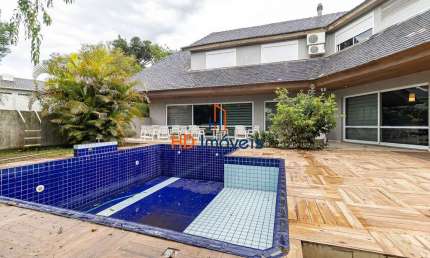 Casa terreno com 7 quartos (4 suítes) e piscina à venda, 713 m² por R$ 2.950.000 - Guabirotuba - Curitiba/PR