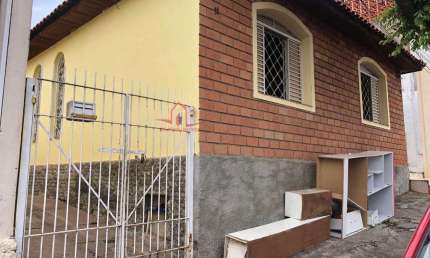 Casa Padrão para Venda em Cidade Santos Dumont Jundiaí-SP