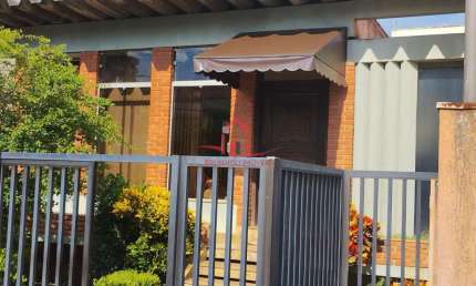 Casa com 3 quartos à venda na Avenida Francisco Pereira de Castro, Anhangabaú, Jundiaí