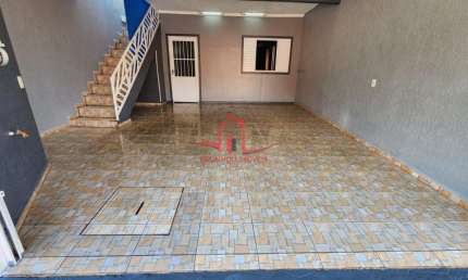 Sobrado, localizado no bairro Vila Nova Jundiainópolis, em Jundiaí-SP