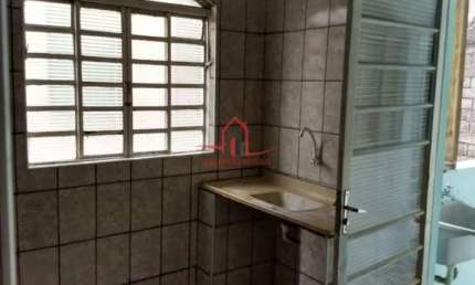 Casa Padrão para Aluguel em Jardim Bertioga Várzea Paulista-SP