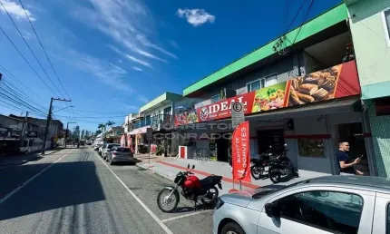 Sobrado - Venda - Balneario Camboriu, Santa Catarina