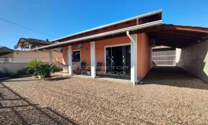Casa com 3 quartos à venda na Rua Paulo Bauer, 87, Meia Praia, Navegantes