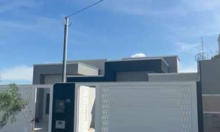 Casa com 2 quartos à venda na Gilson Mendes Silva, 89, Loteamento Bela Laguna, Campo Grande