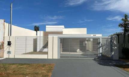 ÚLTIMA UNIDADE!!! CASA LINDA COM AMPLO ESPAÇO VILA CARLOTA