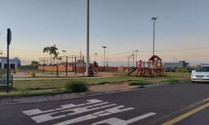 Terreno à venda na Dos Cafezeiros, 308, Residencial Figueiras do Parque, Campo Grande