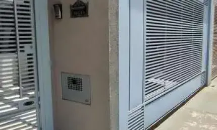 Casa com 2 quartos à venda na da Pátria, 100, Vila Taveirópolis, Campo Grande por R$ 550.000