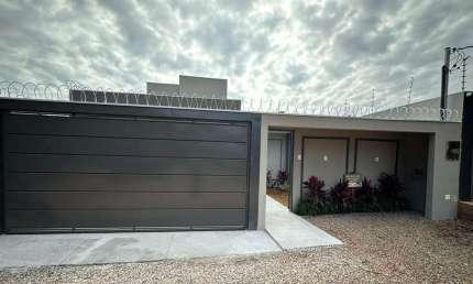 Casa com 2 quartos à venda na São Felipe, 116, Vila Neusa, Campo Grande