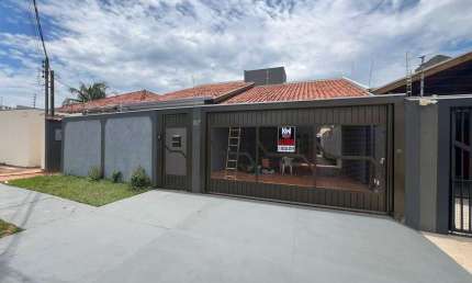 Casa com 2 quartos para alugar na Luzia de Castro Coimbra, 500, Carandá Bosque, Campo Grande por R$ 3.600