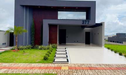 Casa à venda na Avenida Abadia de Oliveira Lima, 337, Alphaville Campo Grande, Campo Grande