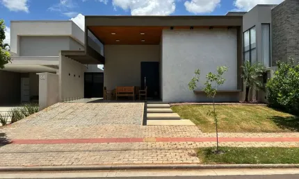 Casa à venda na Avenida Abadia de Oliveira Lima, 800, Alphaville Campo Grande, Campo Grande