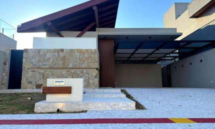 DAMHA IV - CASA TÉRREA NOVA COM 3 SUÍTES, ESCRITÓRIO E PISCINA - ARQUITETURA MODERNA