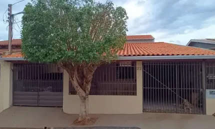 Casa com 3 quartos à venda na Augusto Severo, 01, Vila Planalto, Campo Grande