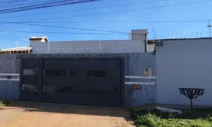 Casa no rita vieira – a apenas 100m da av. rita vieira!