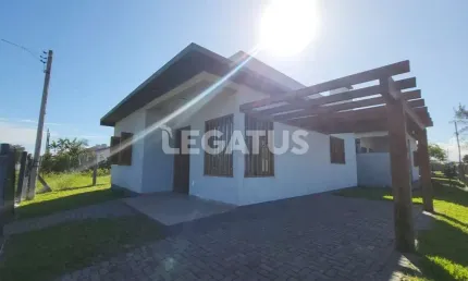 Casa com 2 quartos à venda na Avenida Interbalneários, 785, Rainha do Mar, Xangri-Lá por R$ 500.000