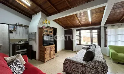 Casa com 4 quartos à venda na Rio Ibiratuipã, 32, Centro, Xangri-Lá por R$ 1.090.000