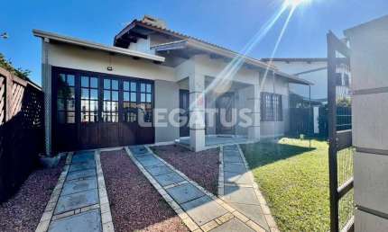 Casa com 3 quartos à venda na Itapema, 964, Atlântida Sul (Distrito), Osório por R$ 890.000