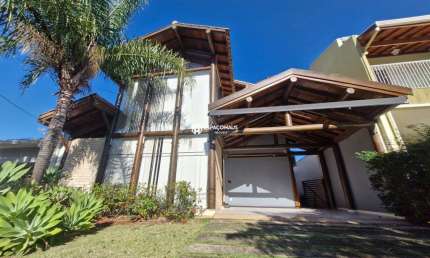 Casa em condomínio fechado com 3 quartos para alugar na Avenida João Ambiel, Jardim Portal dos Ipês, Indaiatuba por R$ 7.500