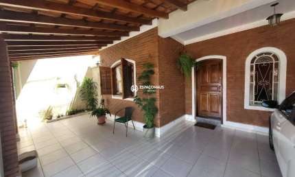 Casa com 4 quartos à venda na Rua Jundiaí, Vila Furlan, Indaiatuba por R$ 760.000