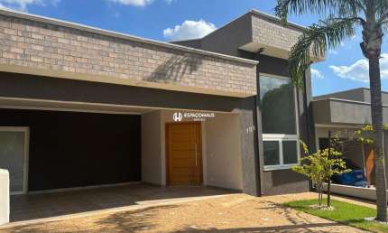 Casa em condomínio fechado com 3 quartos para alugar na Rua Carolina Ferrarezzi Zoppi, Jardim Residencial Terra Nobre, Indaiatuba por R$ 6.000