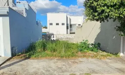 Terreno à venda na Rua José Garcia de Oliveira, Jardim Colonial, Indaiatuba por R$ 295.000