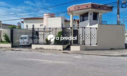 Excelente Casa Duplex em Condomínio incrivelmente aconchegante e exclusivo