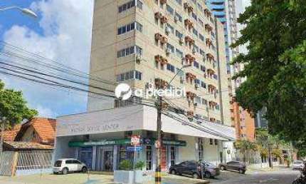 Sala na Avenida Santos, bem localizada, por um preço muito bom. Não perca essa oportunidade. Ligue e agende sua visita.