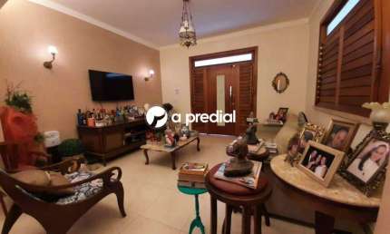 Venha morar em uma excelente casa no coração da Aldeota