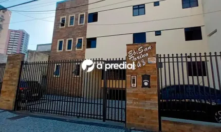 Excelente apê com suite, 1 armarios melhor localização do centro.
