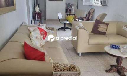 Casa à venda, 5 quartos, 2 suítes, 6 vagas, Fátima - Fortaleza/CE