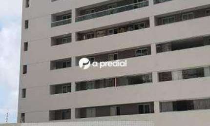 Apartamento com 2 suítes, a poucos metros da Avenida Beira Mar. Porteira Fechada