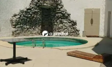 Casa duplex, 4 quartos, a poucos metros da avenida eng. alberto sa.