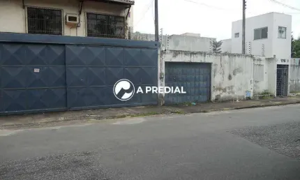 Sala comercial para alugar na Rua Santa Quitéria, 176, Parreão, Fortaleza