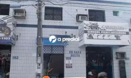 Sala com lavabo, quase esquina com avenida tristão gonçalves.
