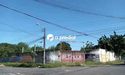 Terreno comercial para alugar no Montese, Fortaleza 
